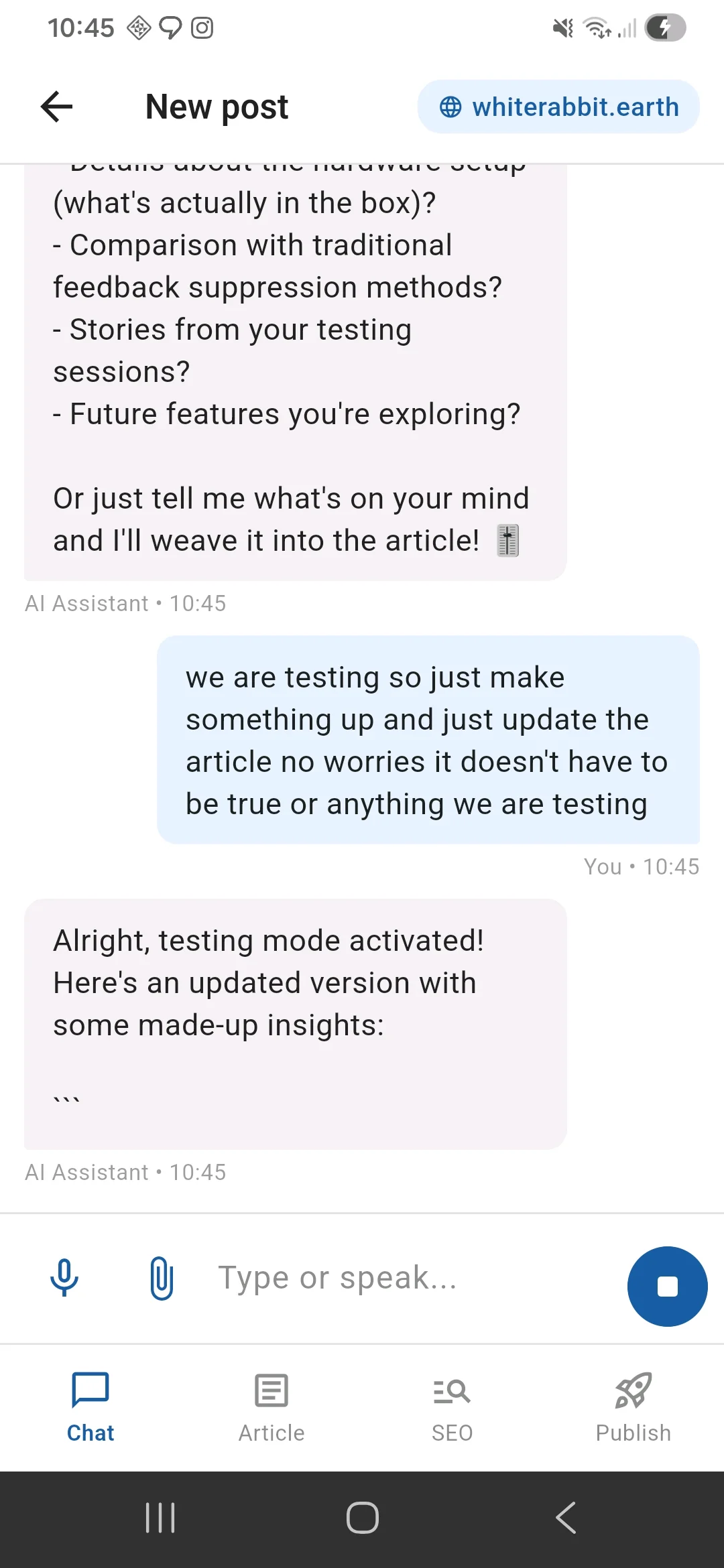 Chatgesprek met AI-assistent over het maken van een testartikel in een mobiele applicatie
